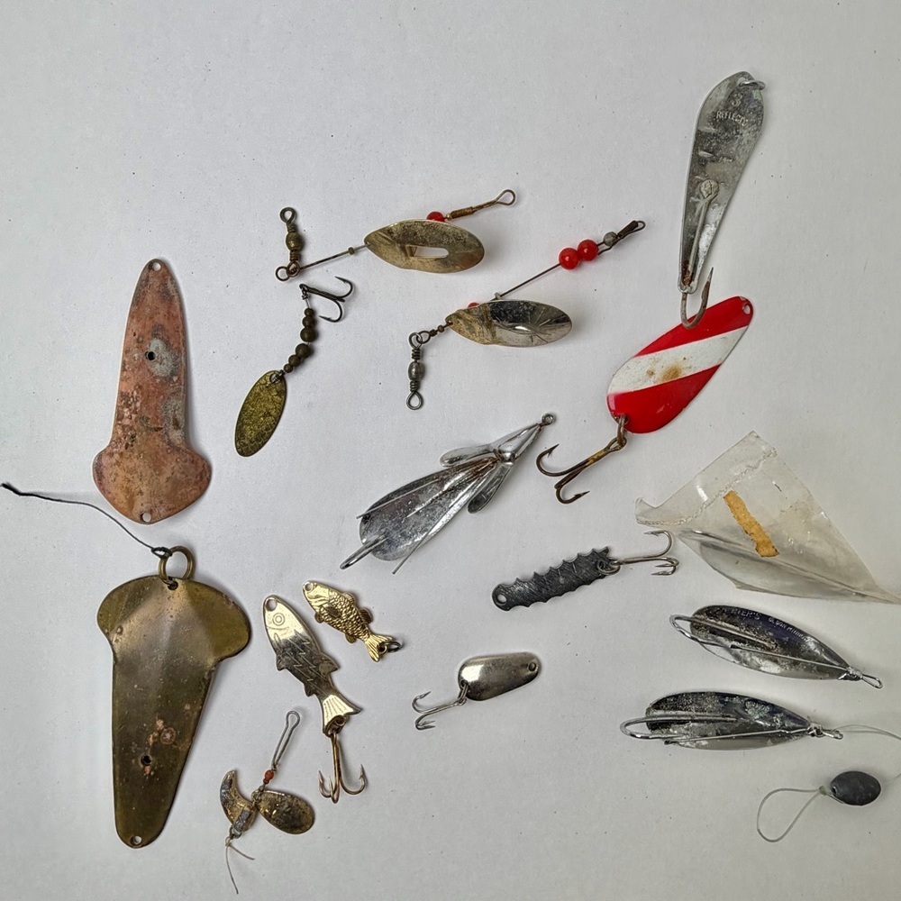 Vintage Fishing Lure Lot (16) Spoons Spinners Metal Tackle Box Find